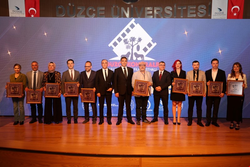 Düzce Konuralp Uluslararası Film Festivali Görkemli Törenle Sona Erdi: Ödüller Sahiplerini Buldu