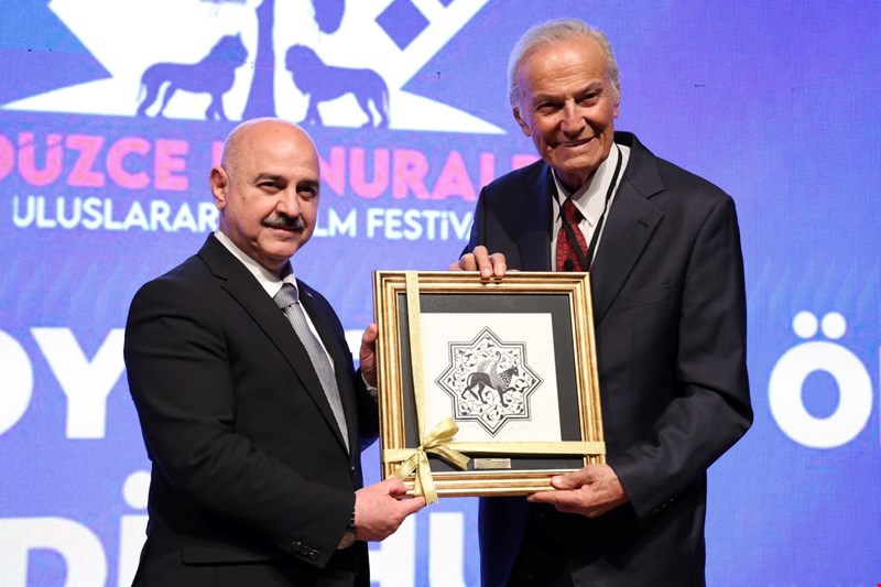 Düzce Konuralp Uluslararası Film Festivali Görkemli Törenle Sona Erdi: Ödüller Sahiplerini Buldu