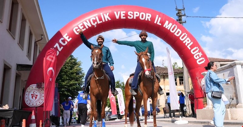 Tarihi İpek Yolu’nda Nefes Kesen Koşu