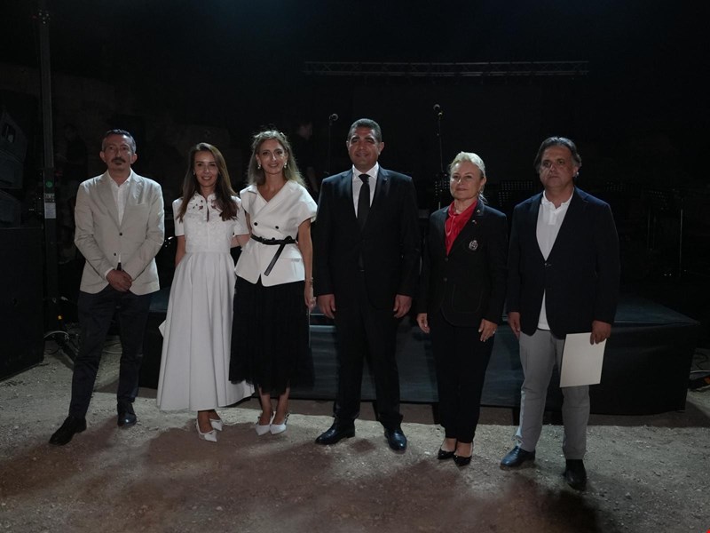 Tarih ve Ezgilerle Zafer Kutlaması
