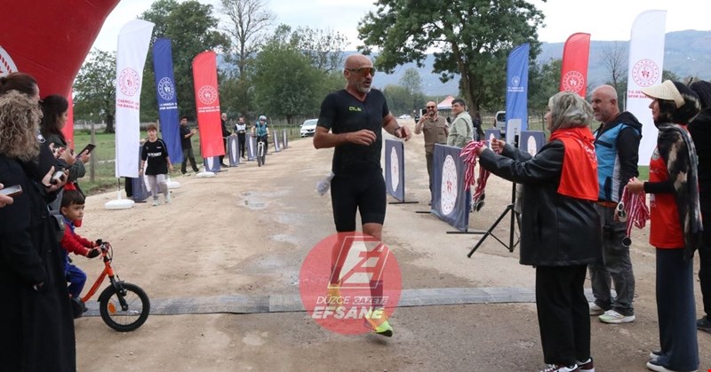 Efteni Gölü’nde Spor ve Doğanın Buluştuğu Heyecan Dolu Duatlon