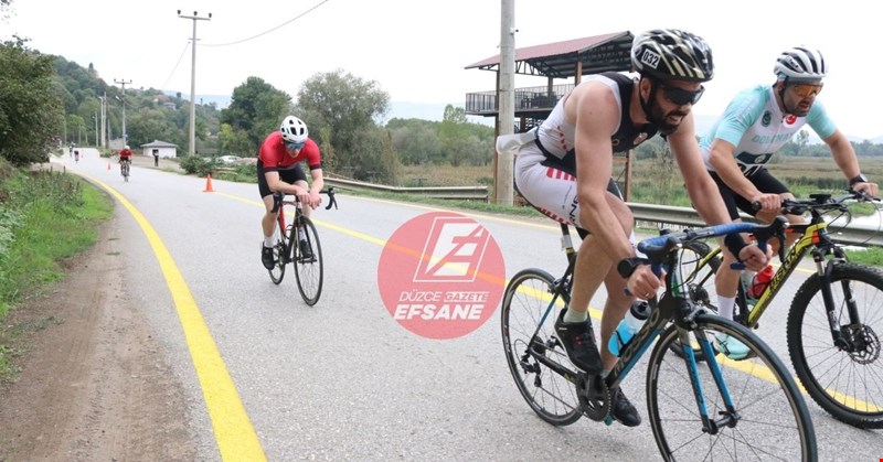 Efteni Gölü’nde Spor ve Doğanın Buluştuğu Heyecan Dolu Duatlon