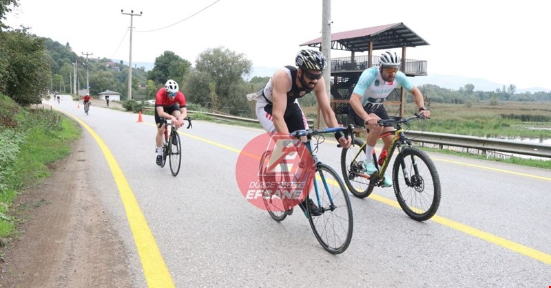 Efteni Gölü’nde Spor ve Doğanın Buluştuğu Heyecan Dolu Duatlon