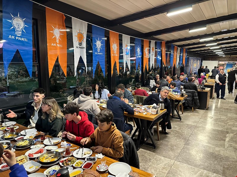 KAYNAŞLI'DA BÜYÜK ÇOŞKU