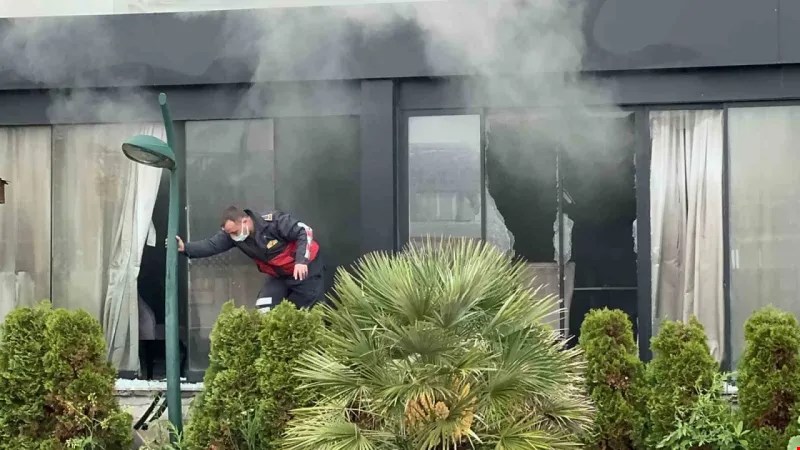 TURKUAZ OTEL'DE KORKUTAN YANGIN