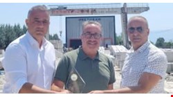 ÖNCÜ VE ÖRNEK KİMLİĞİ İLE DİKKAT ÇEKİYOR