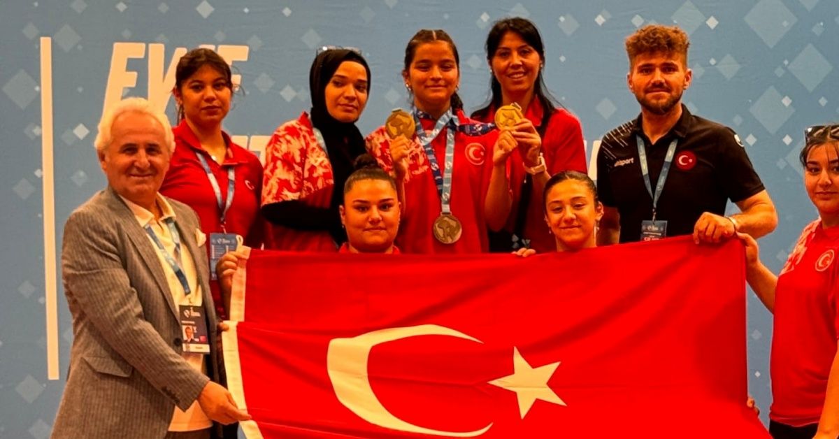 166 kilo kaldırarak Avrupa şampiyonu oldu