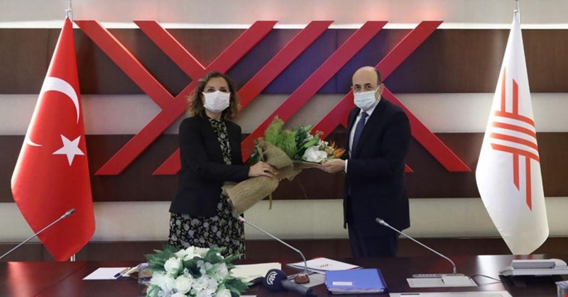 Çakar kadının güçlenmesi çalışmalarına katıldı