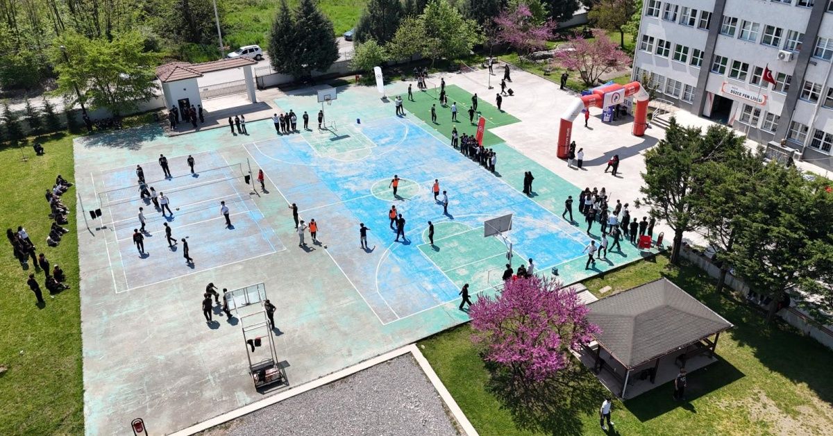 DFL, SPORTİF ETKİNLİKLERİN ADRESİ OLDU