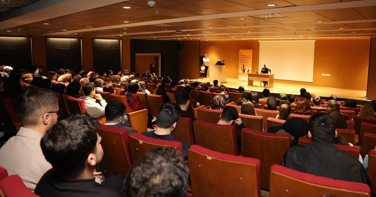 DÜNYA OTİZM FARKINDALIK GÜNÜ ETKİNLİĞİ DÜZENLENDİ