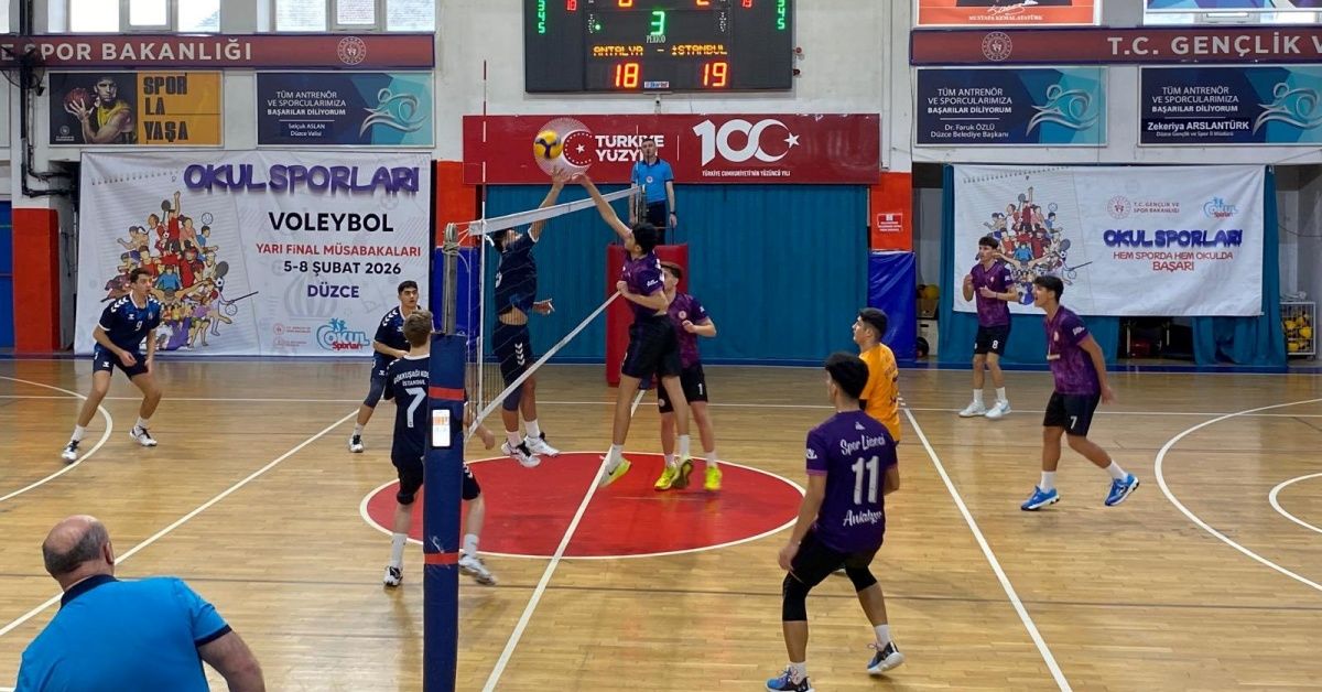 DÜZCE’DE VOLEYBOL RÜZGARI
