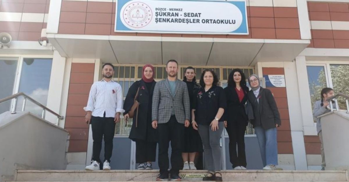 Eğitim Fakültesi'nden otizm farkındalığına katkı