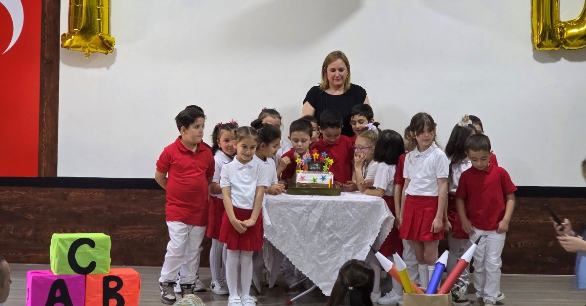 MİNİK ÖĞRENCİLERİN “OKUMA BAYRAMI” COŞKUSU
