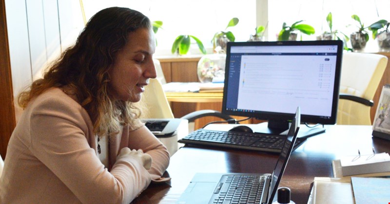 Öğrencilerin görüş ve önerilerini dinledi