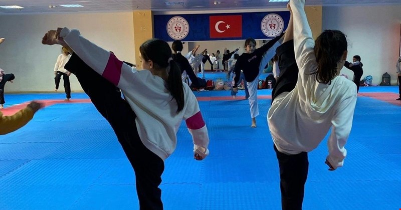 Sevgi evlerinin çocukları taekwondo yaptı | Burası Düzce