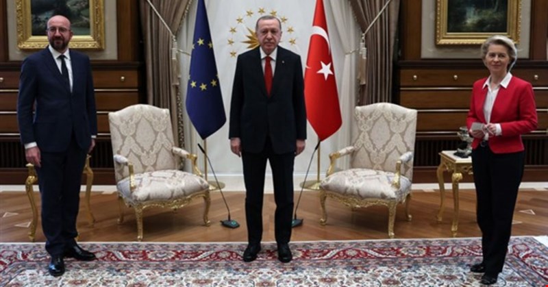 Times: AB yeni göç dalgasını önlemek için Erdoğan'a daha fazla para teklif etti!