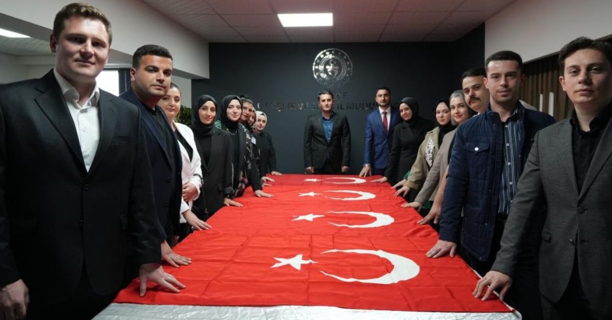 Yemin ederek görevlerine başladılar