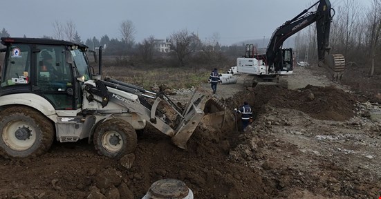 250 METRE KANALİZASYON HATTI DÖŞENİYOR