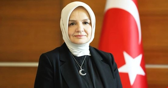 "İYİ Kİ VARSIN ÖĞRETMENİM"