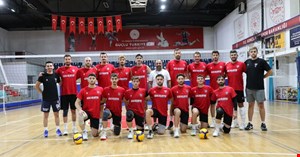 DÜZCE BELEDİYESİ SPOR AKADEMİSİ ERKEK VOLEYBOL TAKIMI 1. LİG’E HAZIR