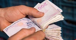 Emekliye 3 bin lira bayram ikramiyesi TBMM'de kabul edildi