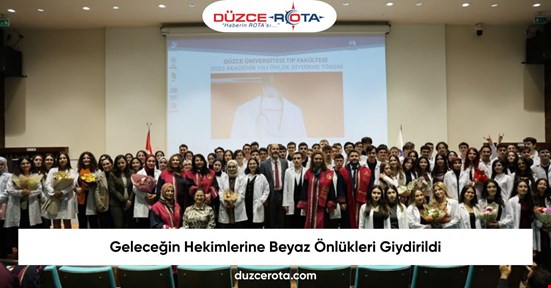 Geleceğin Hekimlerine Beyaz Önlükleri Giydirildi