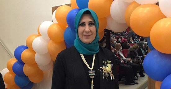 Gönül Asuk, AK Parti'deki görevinden istifa etti