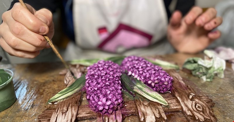 Hem sanat öğreniyor, hem ekonomilerine katkı sağlıyorlar