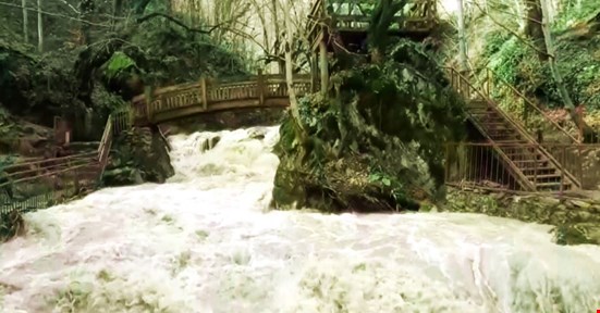 SAMANDERE ŞELALESİ TAŞTI!..