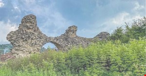 Tarihi su kemerleri ziyaretçilerini bekliyor