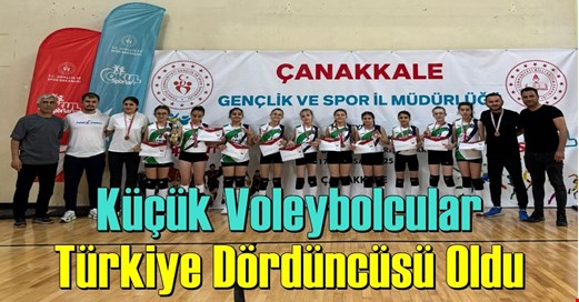 VOLEYBOLDA DÜZCE’YE BİR KEZ DAHA İLKİ YAŞATTILAR