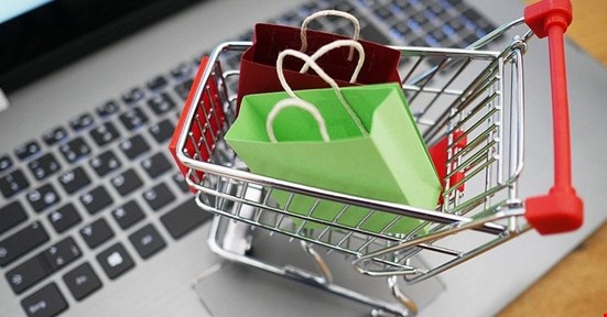 Yurt Dışından Getirilen Eşyaların Vergi Oranları Değişti: E-Ticarette Vergi Düzenlemesi