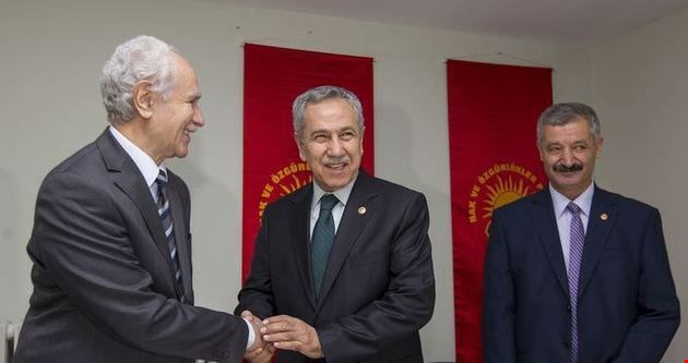 Arınç Hak-Parı ziyaret etti
