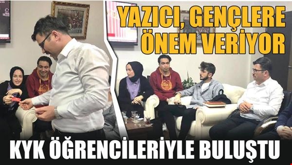 MİSAFİR GENÇLERİ DİNLEDİ