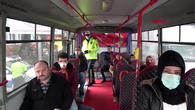 Polis toplu taşıma araçlarını denetledi