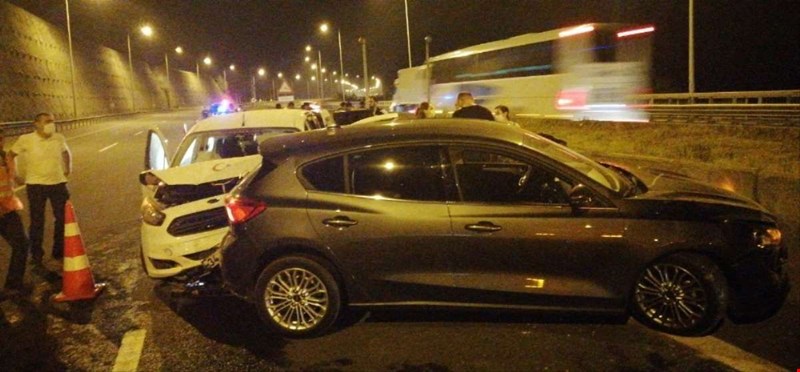 Zincirleme kaza nedeniyle TEM Otoyolu İstanbul istikametine trafiğe kapatıldı