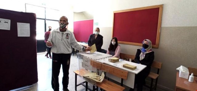 9 MUHTAR İÇİN DÜZCE SANDIK BAŞINDA