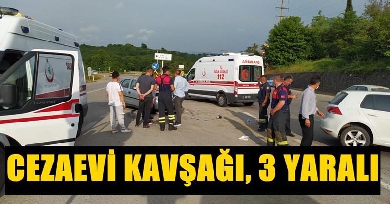AKÇAKOCA ÇEVRE YOLUNDA 2 ARAÇLI KAZA...