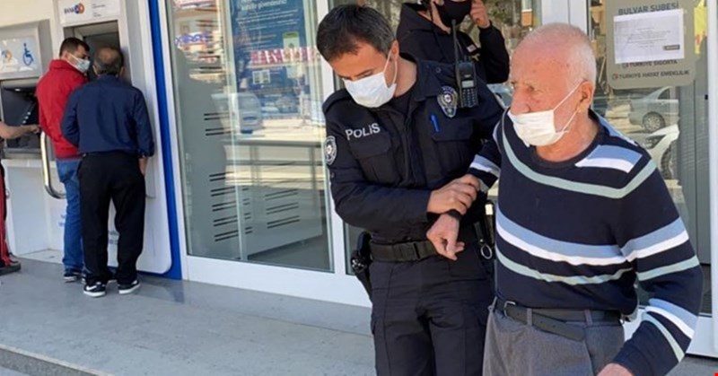 Amacı torunlarına bayram harçlığı vermekti