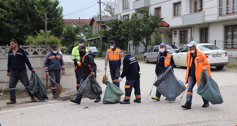 ÇAY MAHALLESİNDE KÖŞE BUCAK TEMİZLİK