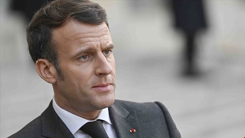 Generallerden Macron'a muhtıra: Fransa tehlikede!