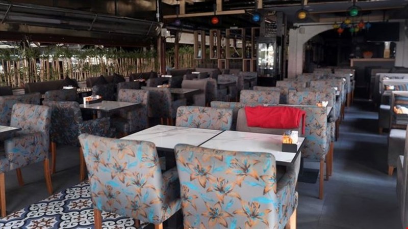 Kafe ve restoranlar yeniden kapandı