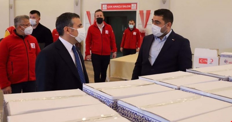Kızılay çalışmalarını yerinde inceledi
