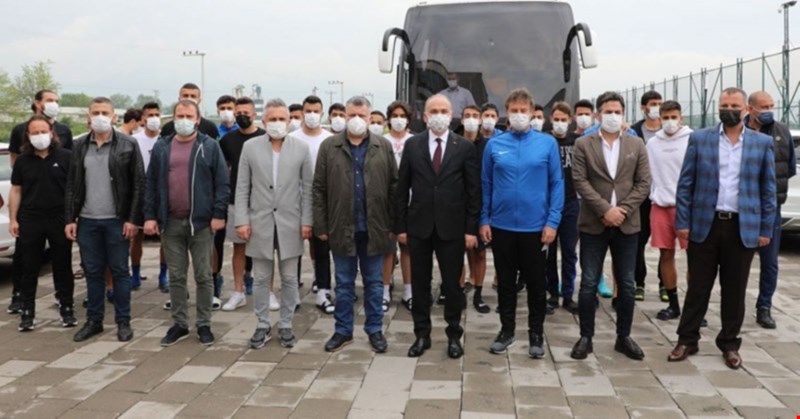 Özlü’den deplasman öncesi moral ziyareti