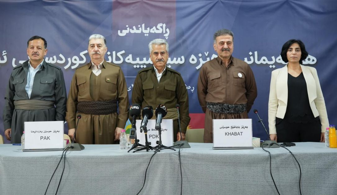 İran’daki beş Kürt örgütü ittifak yaptı: “Hedefimiz İran İslam Cumhuriyeti’nin devrilmesi”