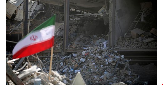 İran’dan çatışmaların 9'uncu gününde ABD ve İsrail’e mesaj: 6 ay savaş gücümüz var