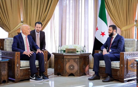 Şara ile ABD’li Temsilci Barrack, Şam'da bir araya geldi