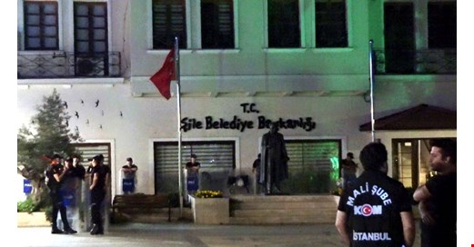 Şile Belediyesi'ne operasyon