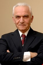 Yaşar YAKIŞ