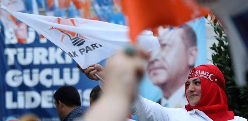 Atilla Yeşilada: AK Parti yerel seçimlerde fena bir kötek yiyecek